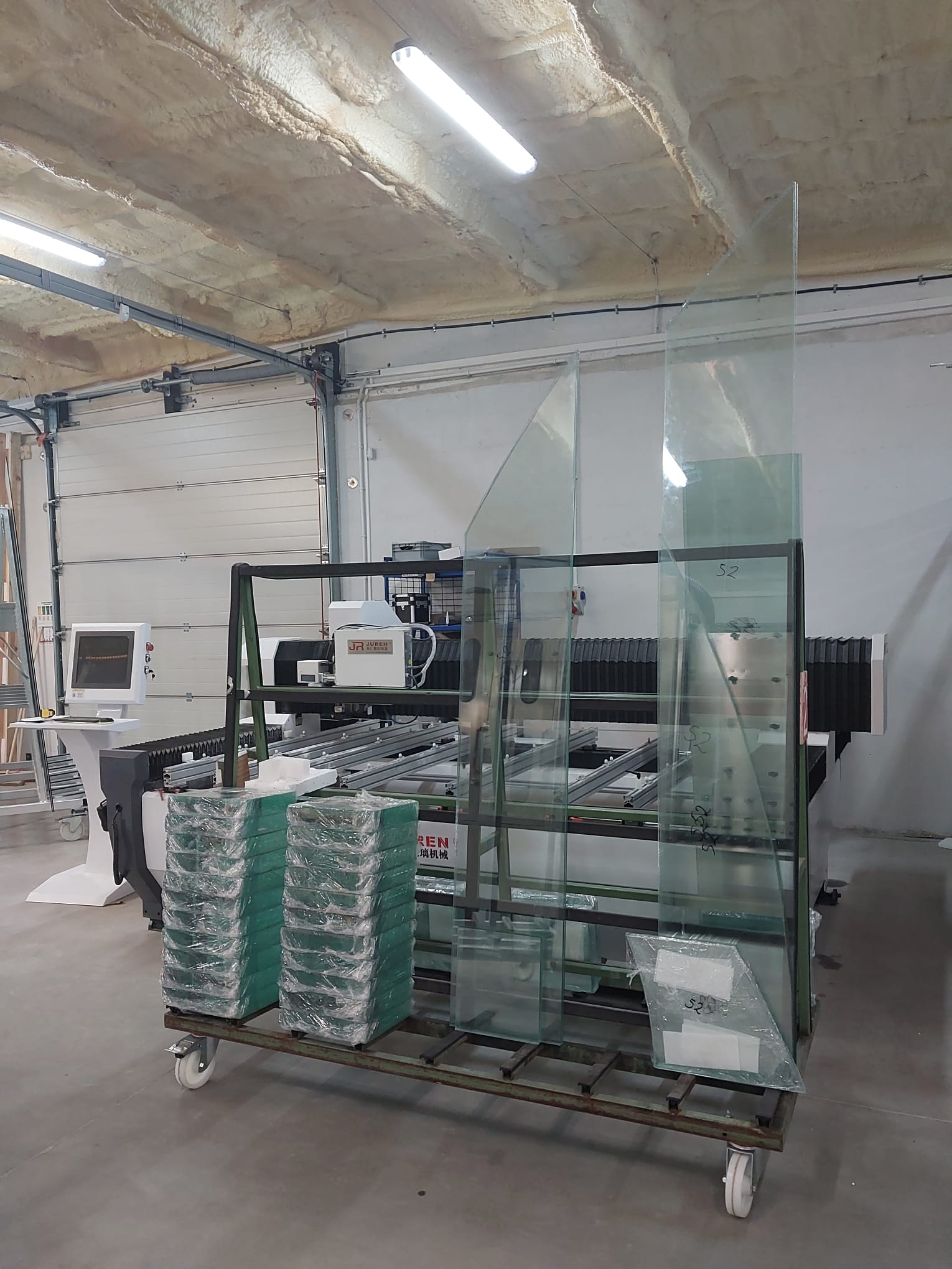 Curved glass